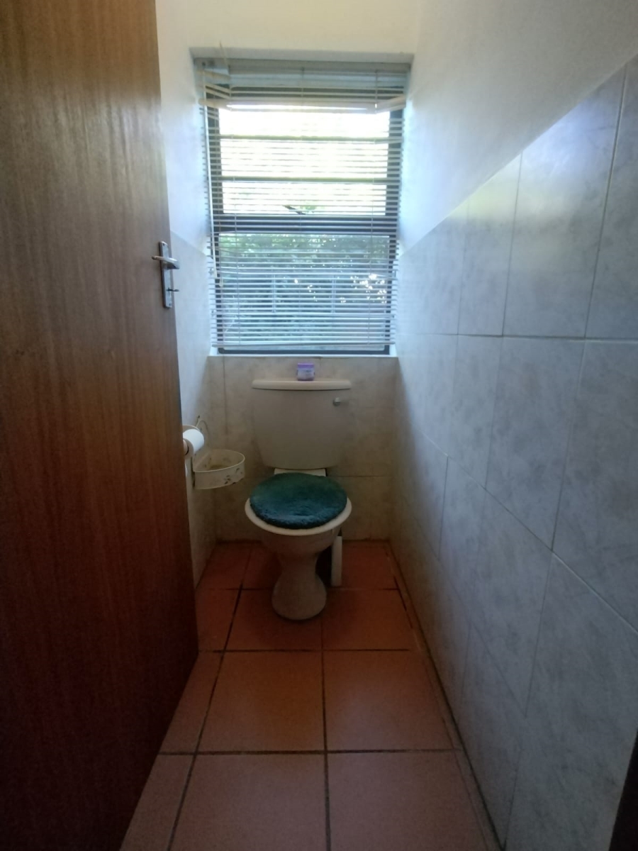 2 Bedroom Property for Sale in Wavecrest Eastern Cape